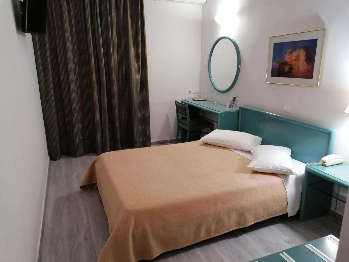 Hotel Galaxias Agrinio Exterior foto